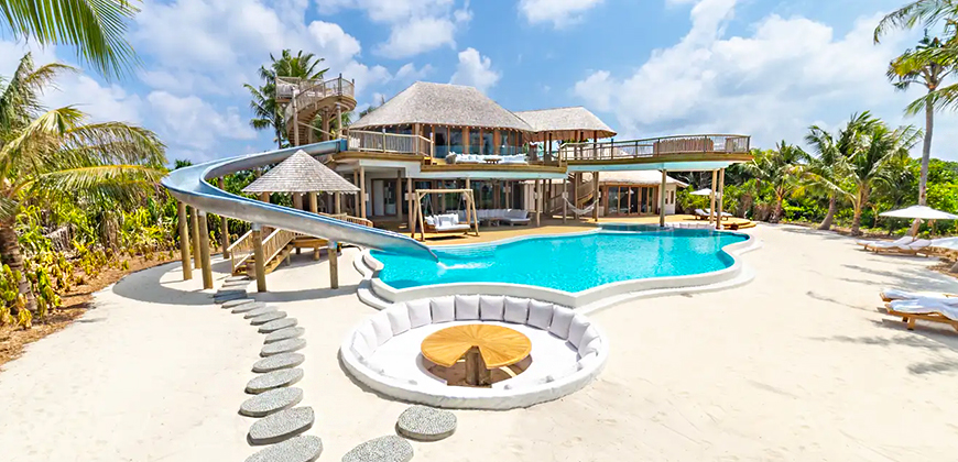 luxury beachvilla maldives